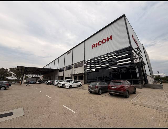 8,500M² WAREHOUSE TO LET IN LINBRO PARK